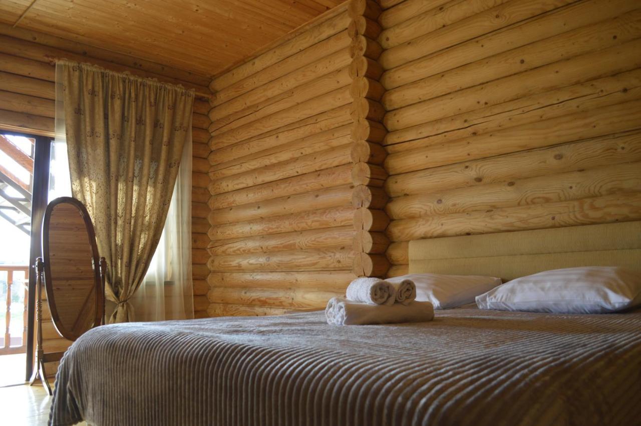 Абхазская Усадьба Hotel Gagra Exterior foto